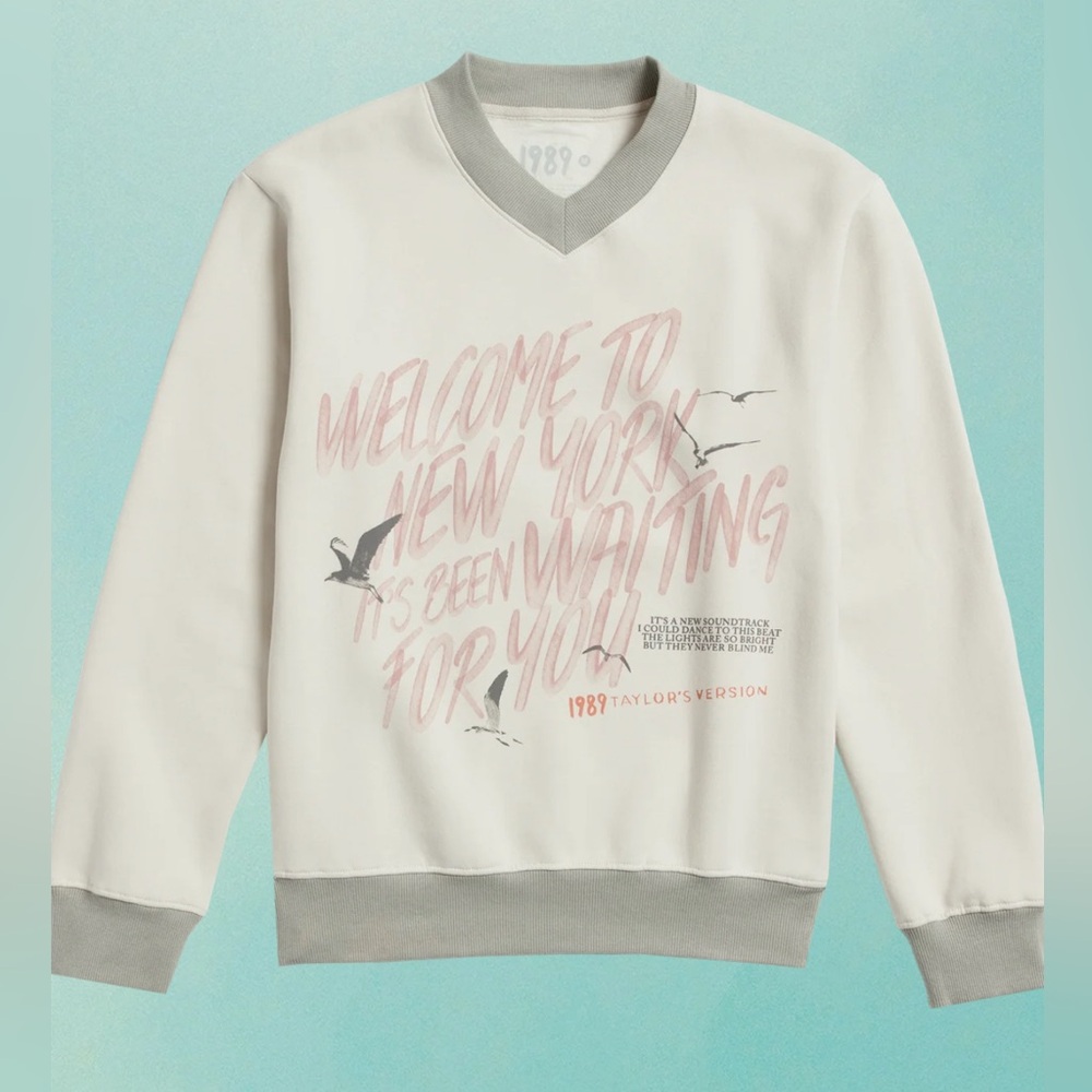 Taylor Swift 1989 crewneck welcome to New York. Size XL